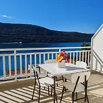 Casa de hóspedes I Sobe Sagarjelo Neum