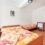 Casa de hóspedes I Sobe Sagarjelo Neum