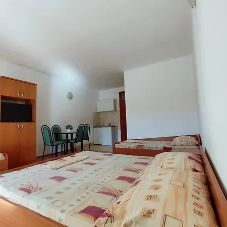 I Sobe Sagarjelo بيت ضيافة