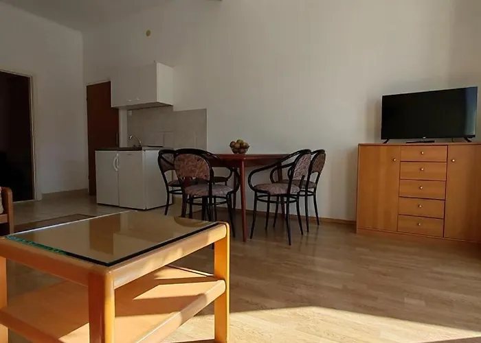 I Sobe Sagarjelo Neum