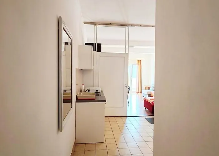 I Sobe Sagarjelo Neum